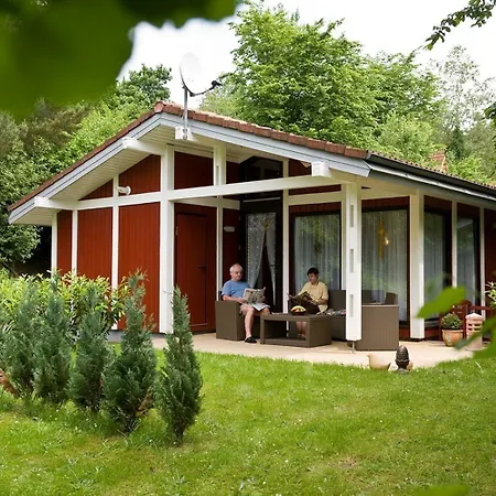 Holiday home In Machtlos Mit Pool, Grill *